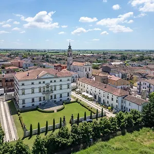 Residenza Vecelli Cavriani Affittacamere Mozzecane